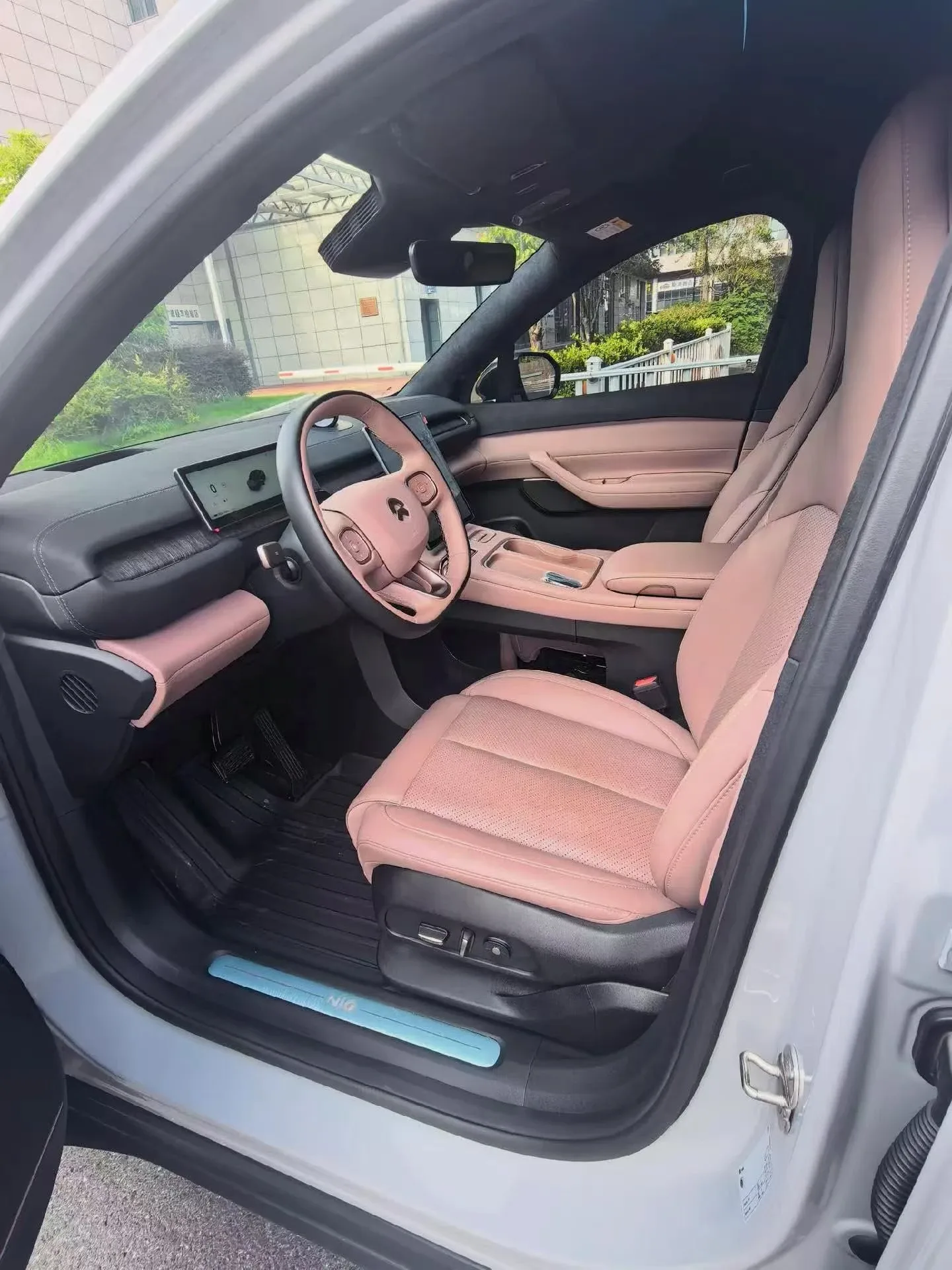NIO EC6