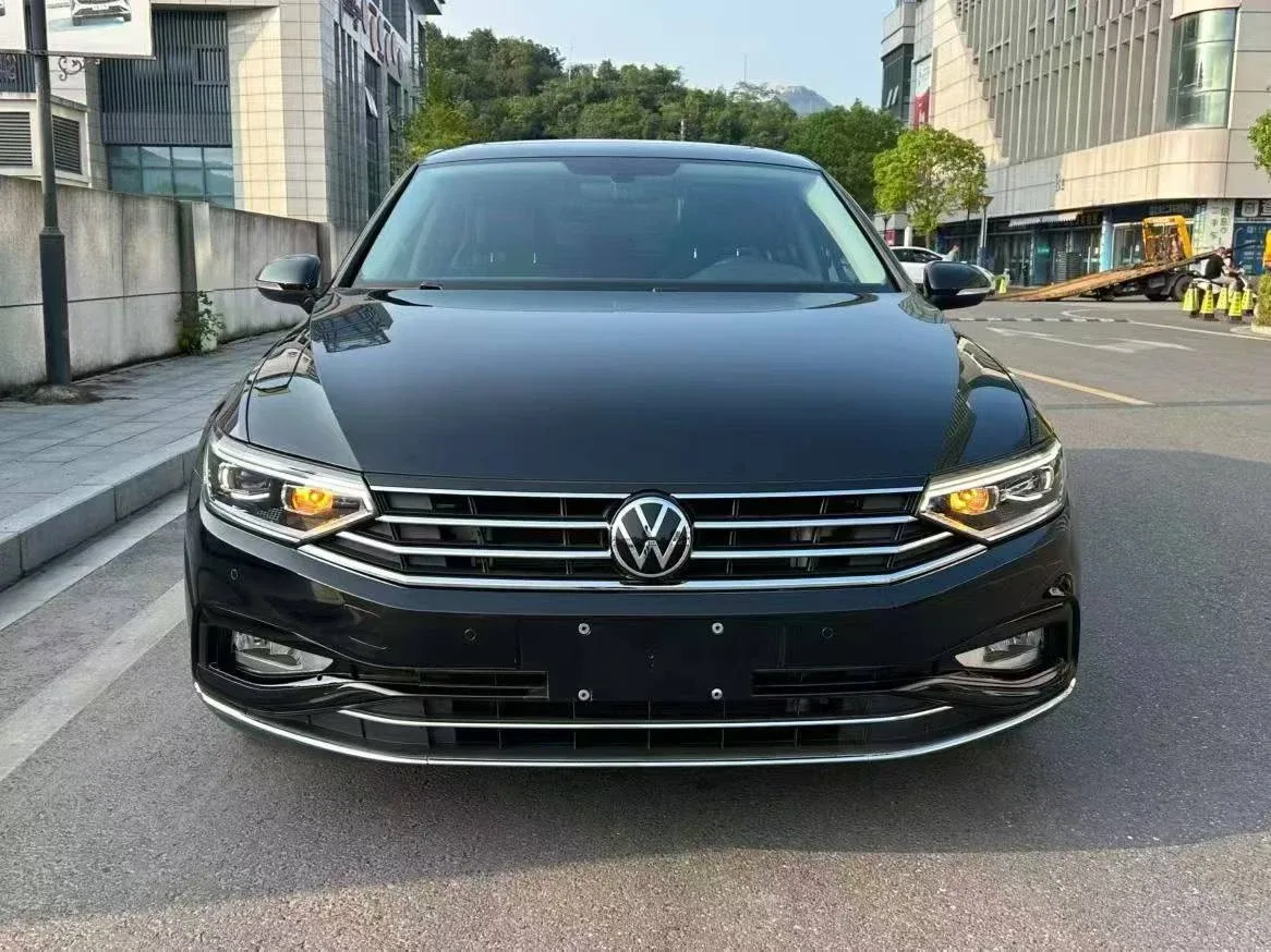 Volkswagen Magotan 330 TSI