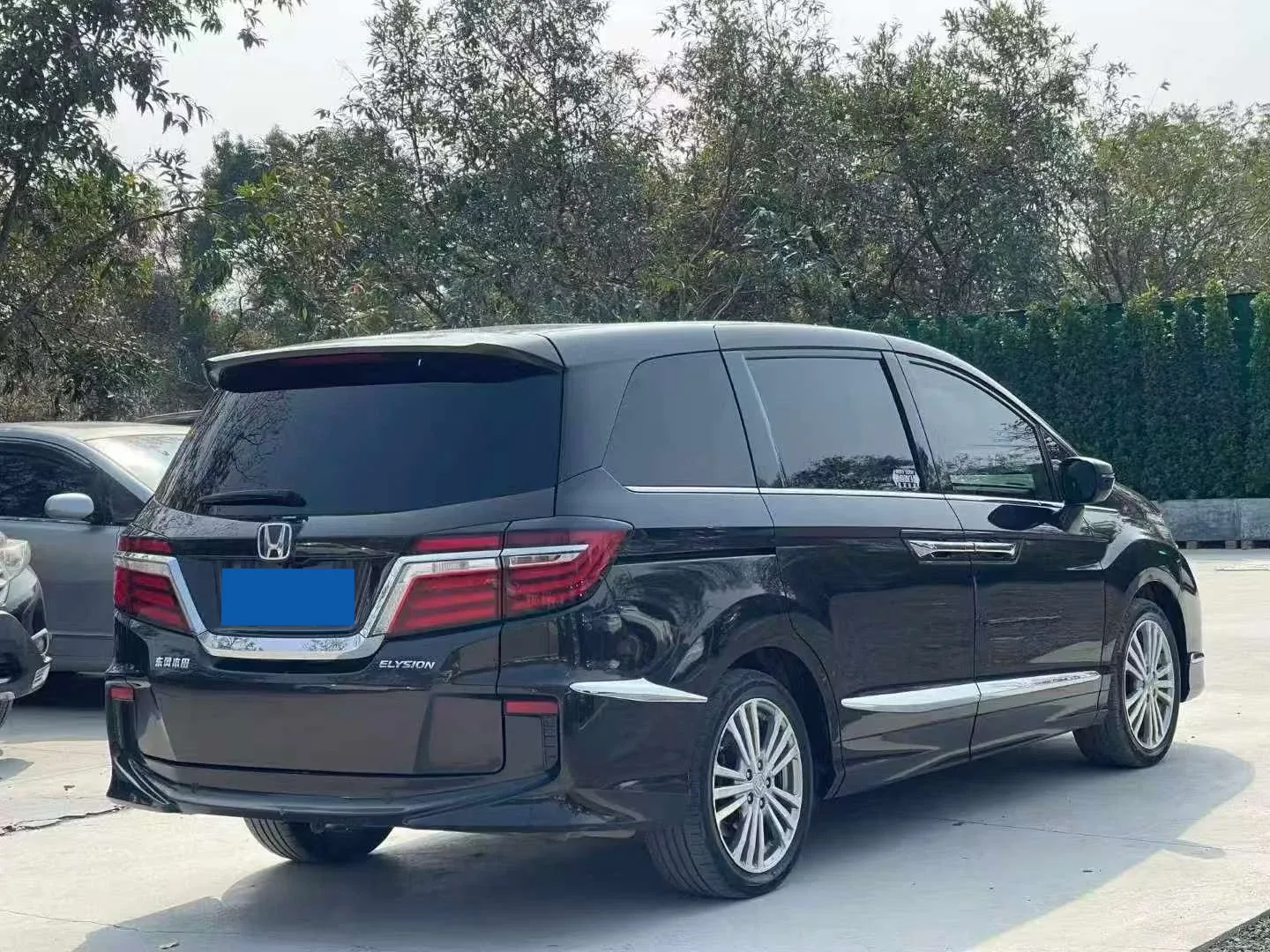 Honda Elysion