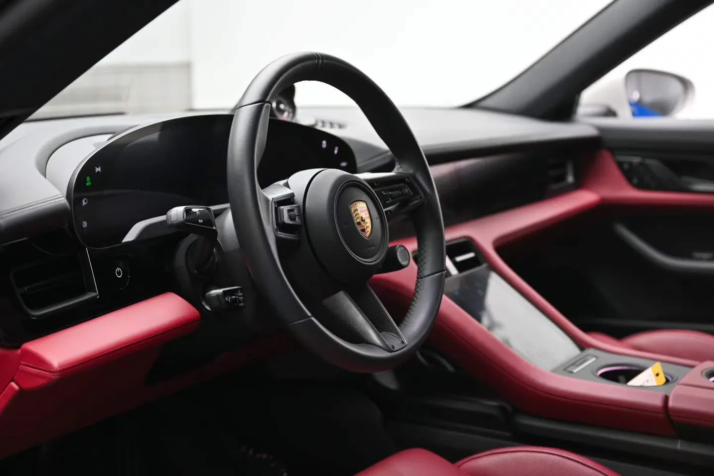 Porsche Taycan 4 Cross Turismo, 2023