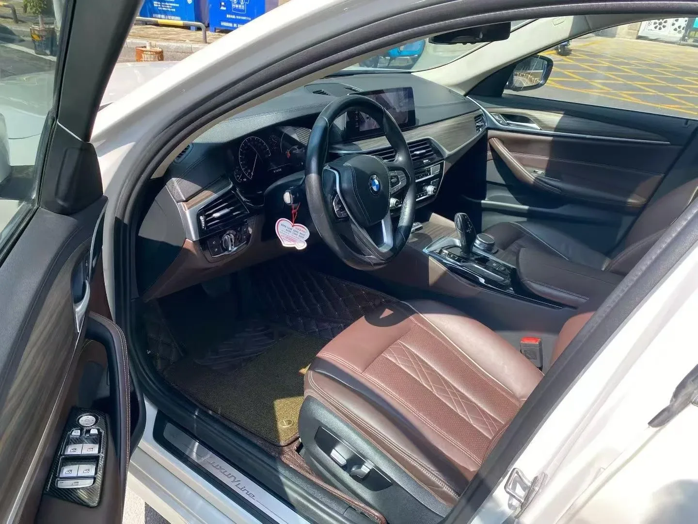 BMW 530Li Sedan